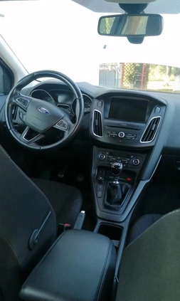 Ford Focus cena 35999 przebieg: 176100, rok produkcji 2017 z Nowe Skalmierzyce małe 352